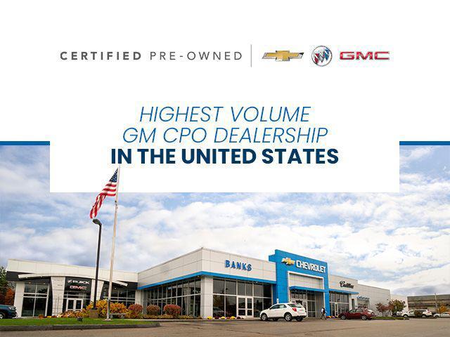 Photo of 2024 Summit White GMC Yukon