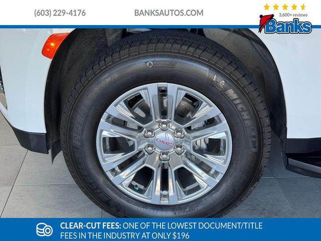 Photo of 2024 Summit White GMC Yukon