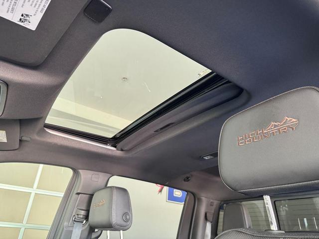 Photo of 2024 Black Chevrolet Silverado 2500