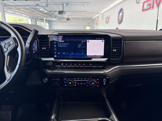 Photo of 2024 Black Chevrolet Silverado 2500