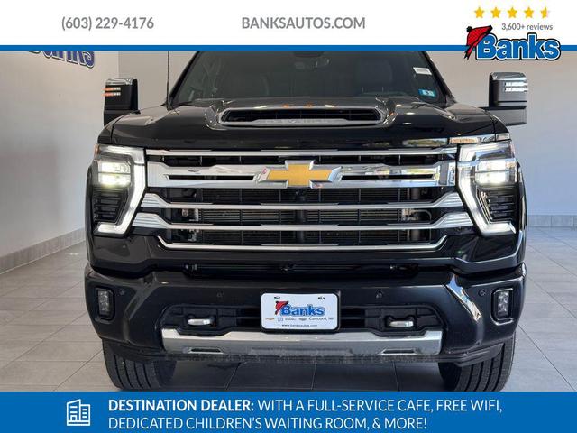 Photo of 2024 Black Chevrolet Silverado 2500