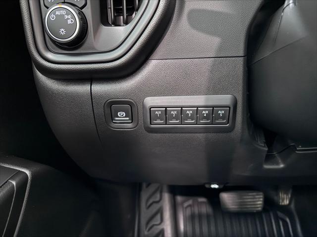 Photo of 2025 Black Chevrolet Silverado 2500