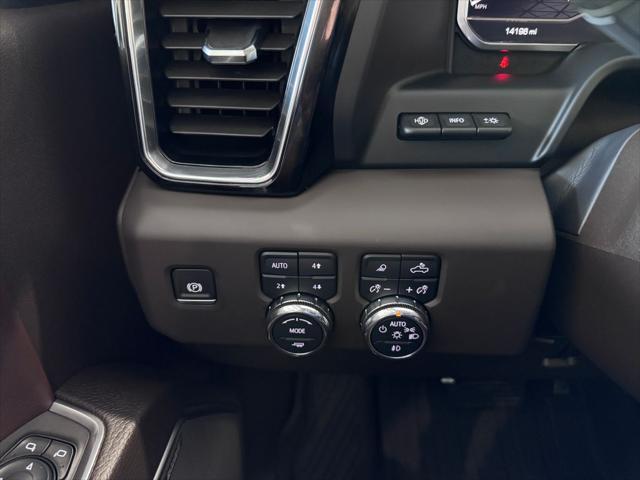 Photo of 2024 Summit White GMC Sierra 3500