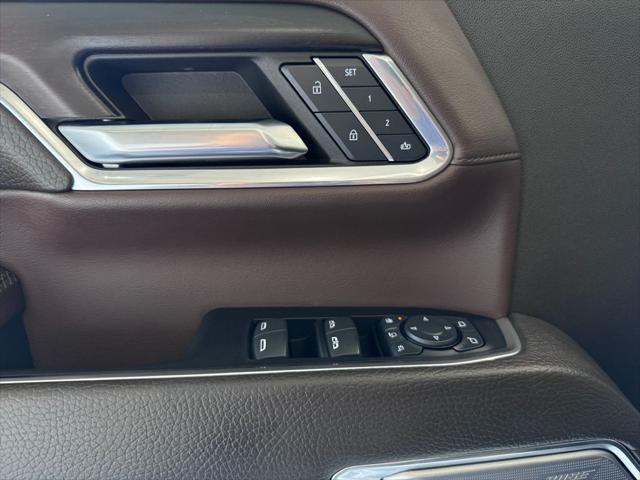 Photo of 2024 Summit White GMC Sierra 3500
