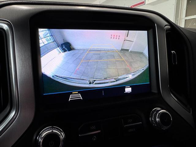 Photo of 2022 Summit White GMC Sierra 1500