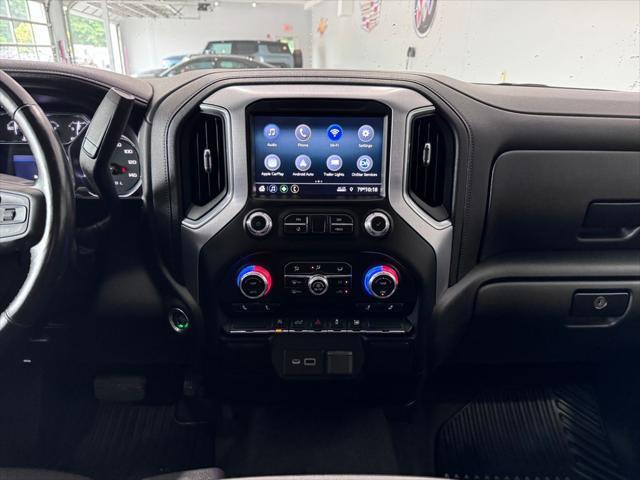 Photo of 2022 Summit White GMC Sierra 1500