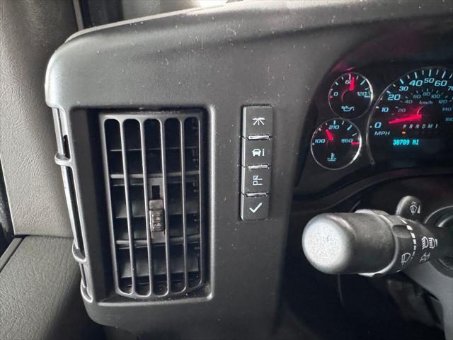 Photo of 2023 Summit White GMC Savana 2500