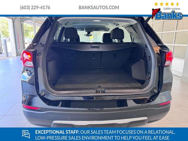 Photo of 2023 Black Metallic Chevrolet Equinox