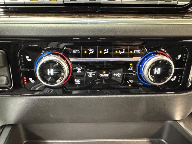 Photo of 2025 Summit White GMC Sierra 1500
