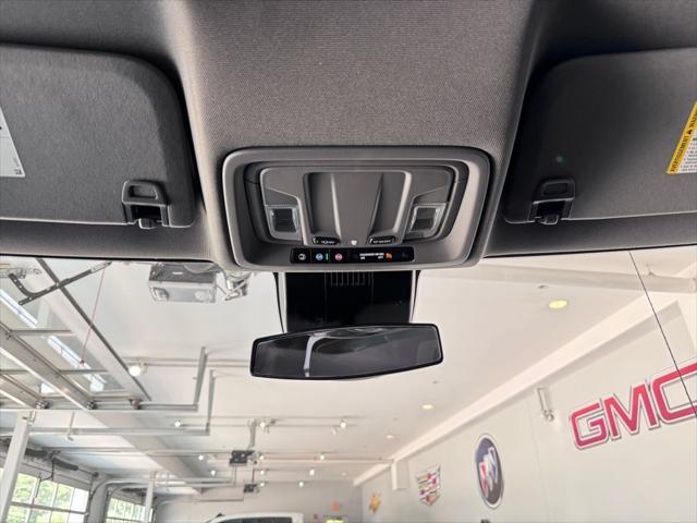 Photo of 2022 Summit White GMC Sierra 1500