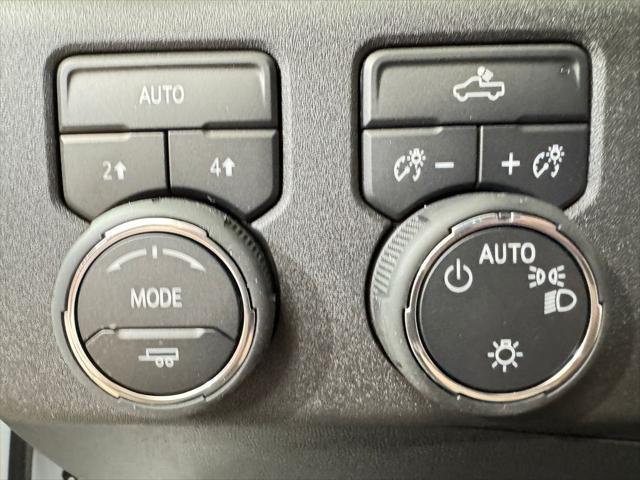 Photo of 2025 Summit White Chevrolet Silverado 1500
