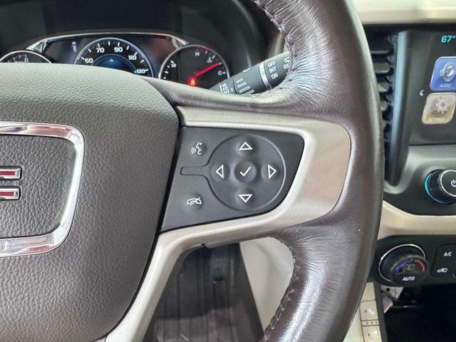 Photo of 2019 White Frost Tricoat GMC Acadia