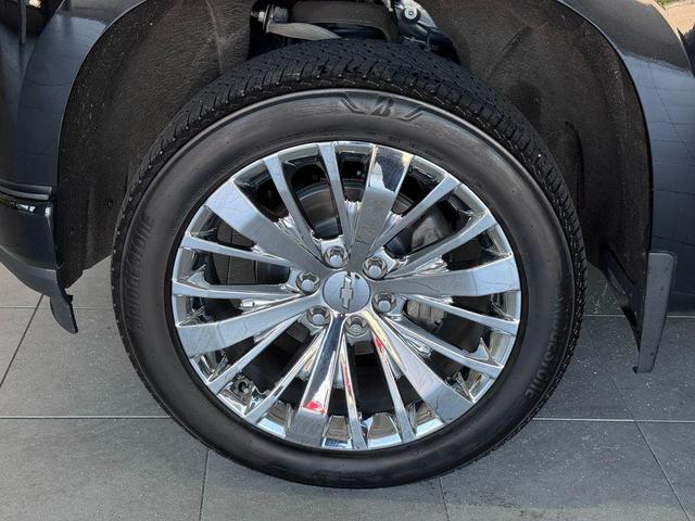 Photo of 2021 Black Chevrolet Silverado 1500