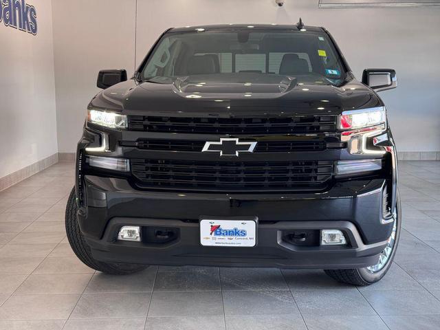 Photo of 2021 Black Chevrolet Silverado 1500