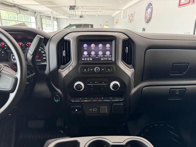 Photo of 2024 Summit White GMC Sierra 3500