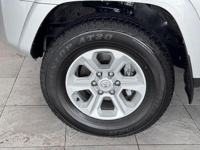 Photo of 2024 Classic Silver Metallic Toyota 4Runner
