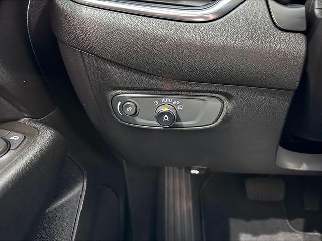 Photo of 2023 Sterling Gray Metallic Chevrolet Equinox