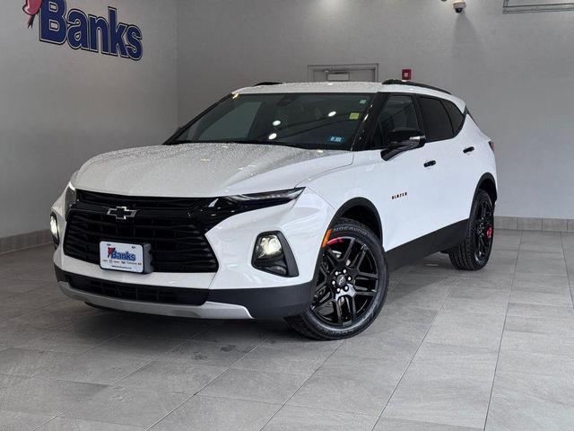 Photo of 2022 Summit White Chevrolet Blazer