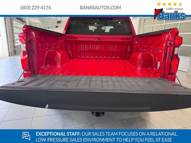 Photo of 2022 Red Hot Chevrolet Silverado 1500