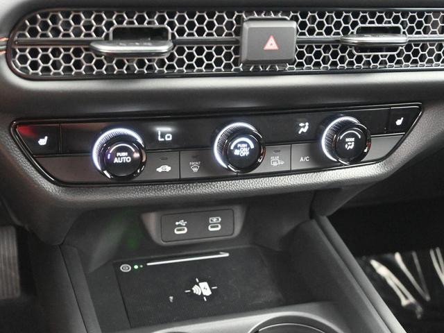 Photo of 2026 Crystal Black Pearl Honda HR-V