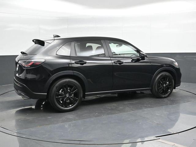 Photo of 2026 Crystal Black Pearl Honda HR-V