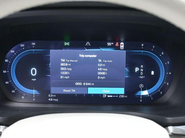 Photo of 2024 Crystal White Metallic Volvo S60