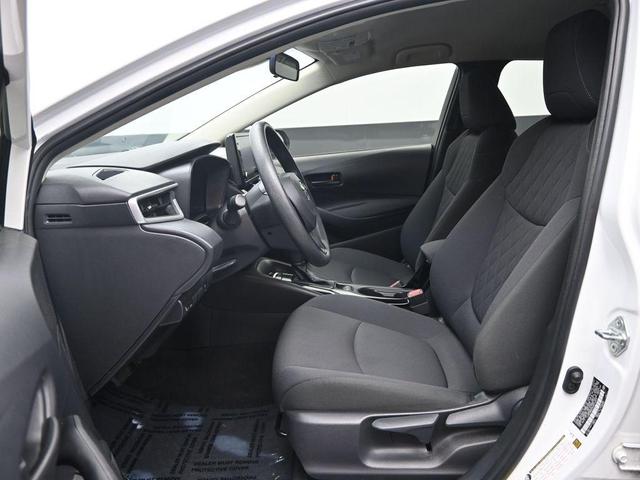 Photo of 2022 White Toyota Corolla Hybrid