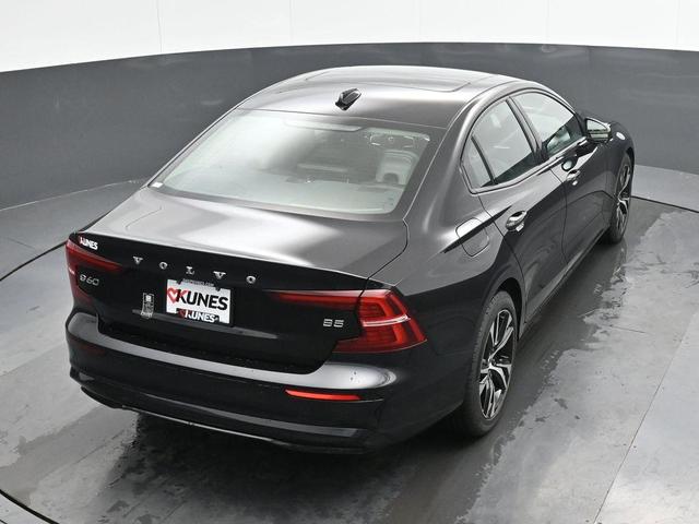 Photo of 2024 Onyx Black Metallic Volvo S60