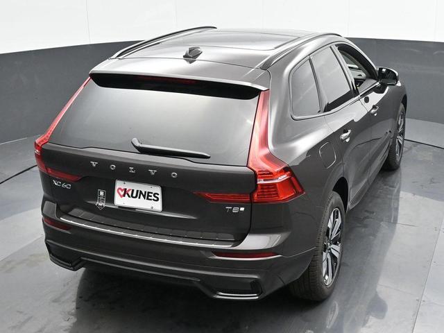 Photo of 2025 Platinum Gray Metallic Volvo XC60 Plug-In Hybrid