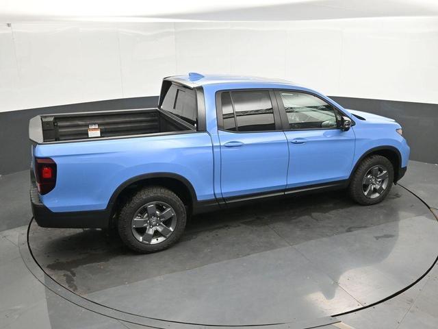 Photo of 2025 Crystal Black Pearl Honda Ridgeline
