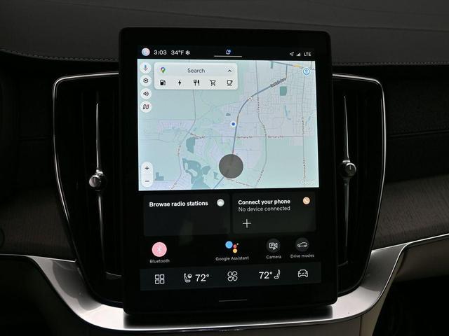 Photo of 2025 Mulberry Red Volvo XC90 Plug-In Hybrid
