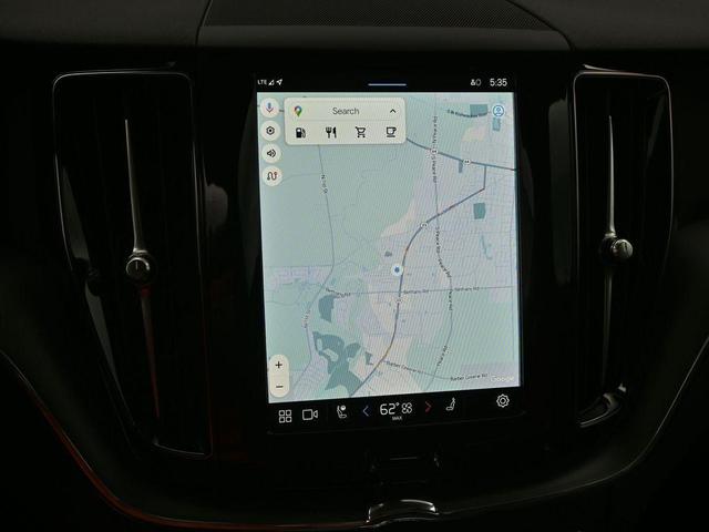 Photo of 2025 Metallic Volvo XC60