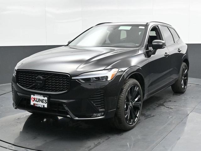 Photo of 2025 Onyx Black Metallic Volvo XC60