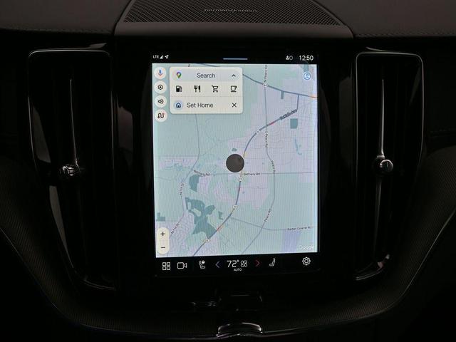 Photo of 2025 Onyx Black Metallic Volvo XC60