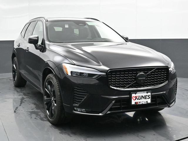 Photo of 2025 Onyx Black Metallic Volvo XC60