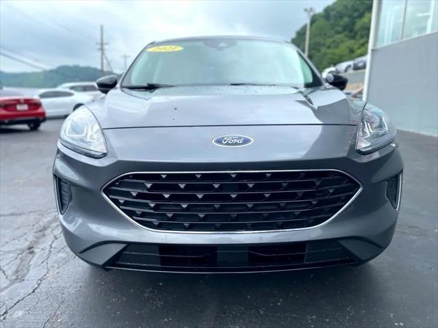 Photo of 2021 Carbonized Gray Metallic Ford Escape