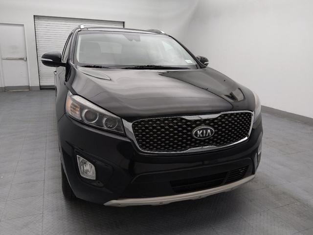 Photo of 2017 Ebony Black Kia Sorento