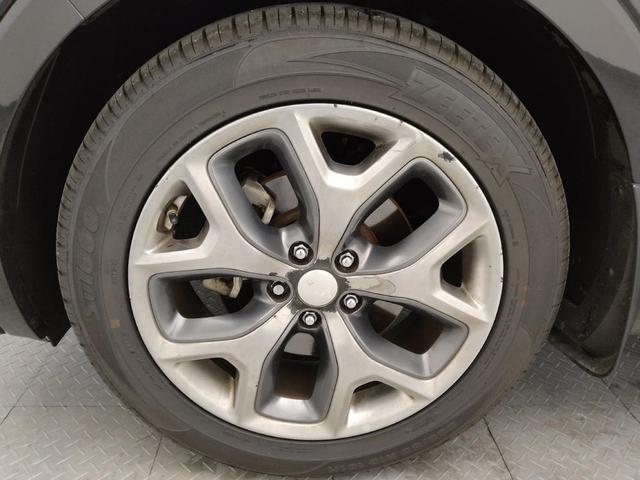 Photo of 2017 Ebony Black Kia Sorento