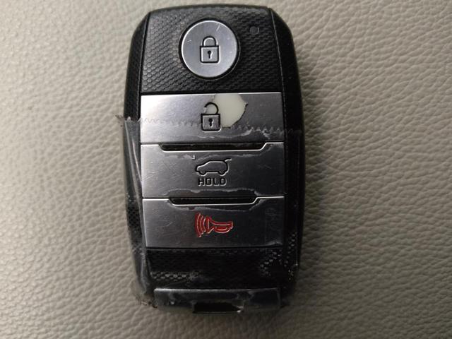 Photo of 2017 Ebony Black Kia Sorento