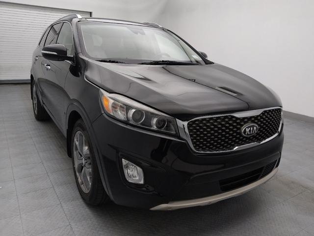 Photo of 2017 Ebony Black Kia Sorento