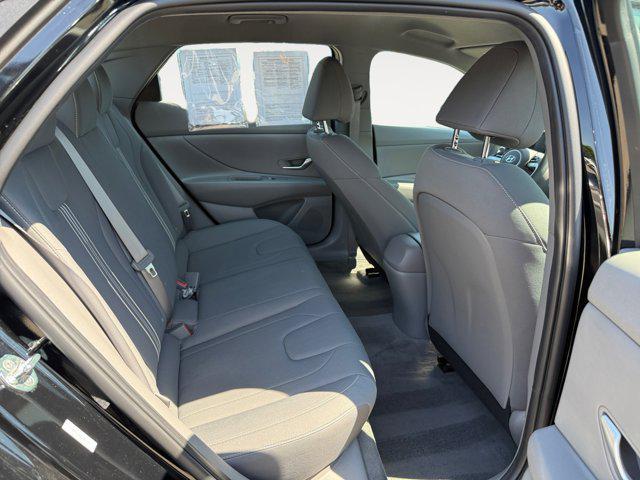 Photo of 2023 Phantom Black Hyundai ELANTRA