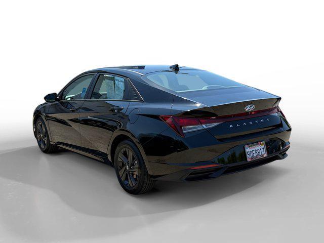Photo of 2023 Phantom Black Hyundai ELANTRA