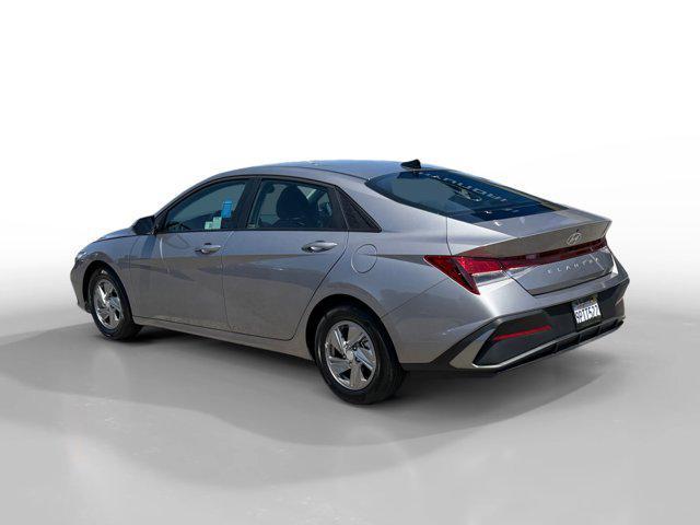 Photo of 2025 Fluid Metal Hyundai ELANTRA