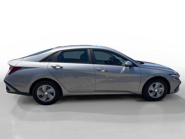 Photo of 2025 Fluid Metal Hyundai ELANTRA