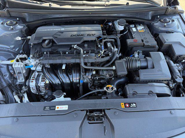Photo of 2025 Ecotronic Gray Hyundai ELANTRA