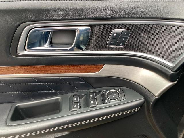 Photo of 2016 Charcoal Ford Explorer