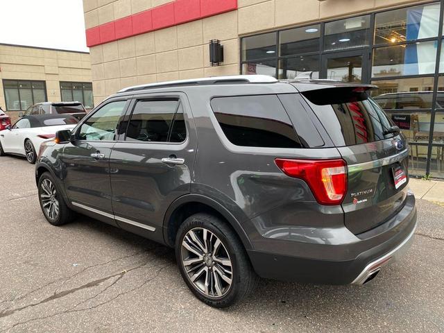 Photo of 2016 Charcoal Ford Explorer