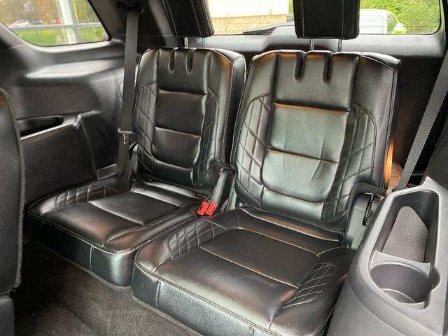 Photo of 2016 Charcoal Ford Explorer