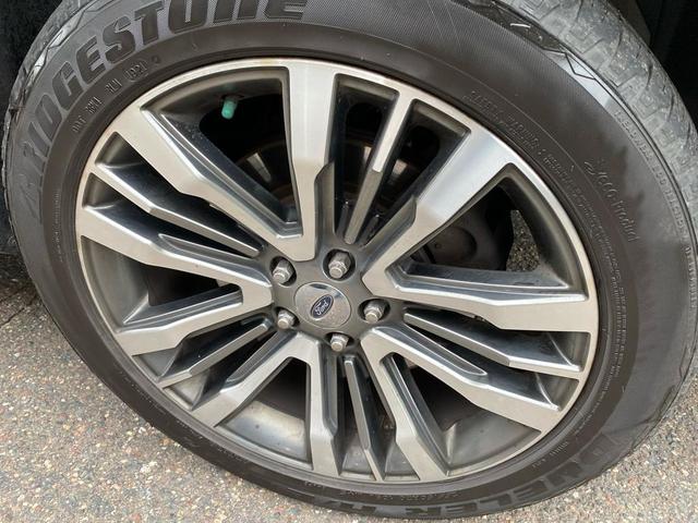 Photo of 2016 Charcoal Ford Explorer