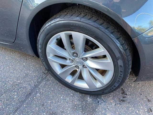 Photo of 2014 Smoky Gray Metallic Buick Regal